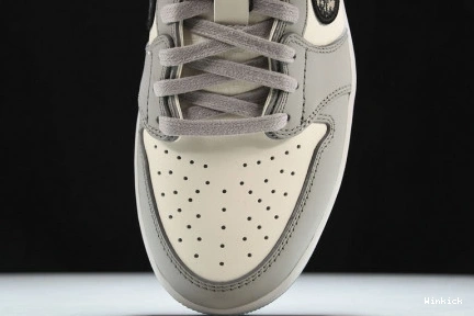 X JORDAN AIR DR LOW 1 553668-998 1210